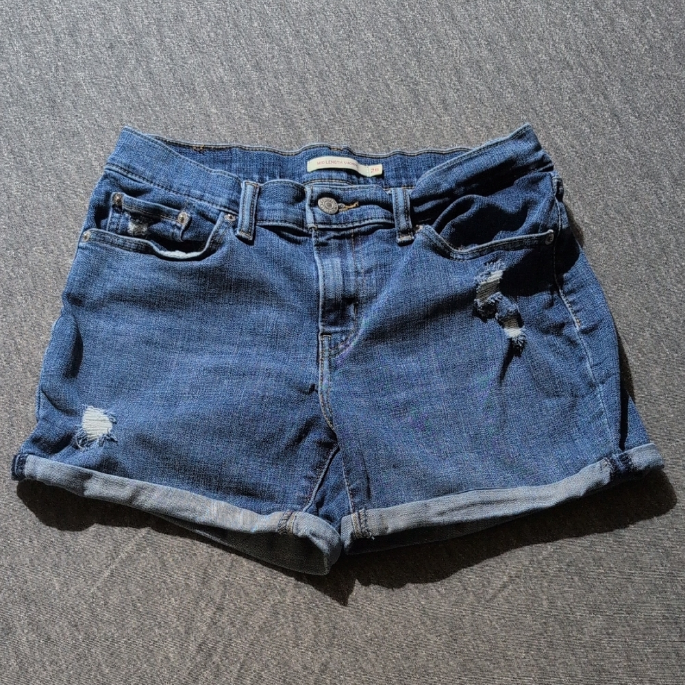 Levi's Distressed Blue Jean Mid Length Shorts Size 28